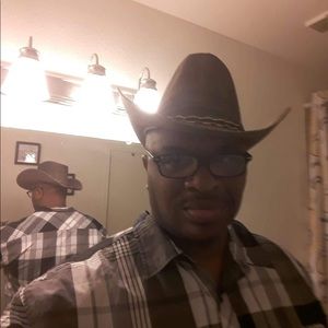 Meet your Posher, Freddie